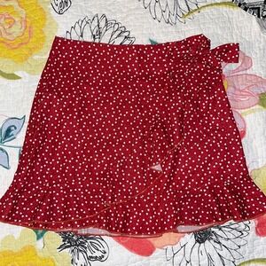 Excellent Condition Flowy Wrap Skirt Tiny Hearts Red White